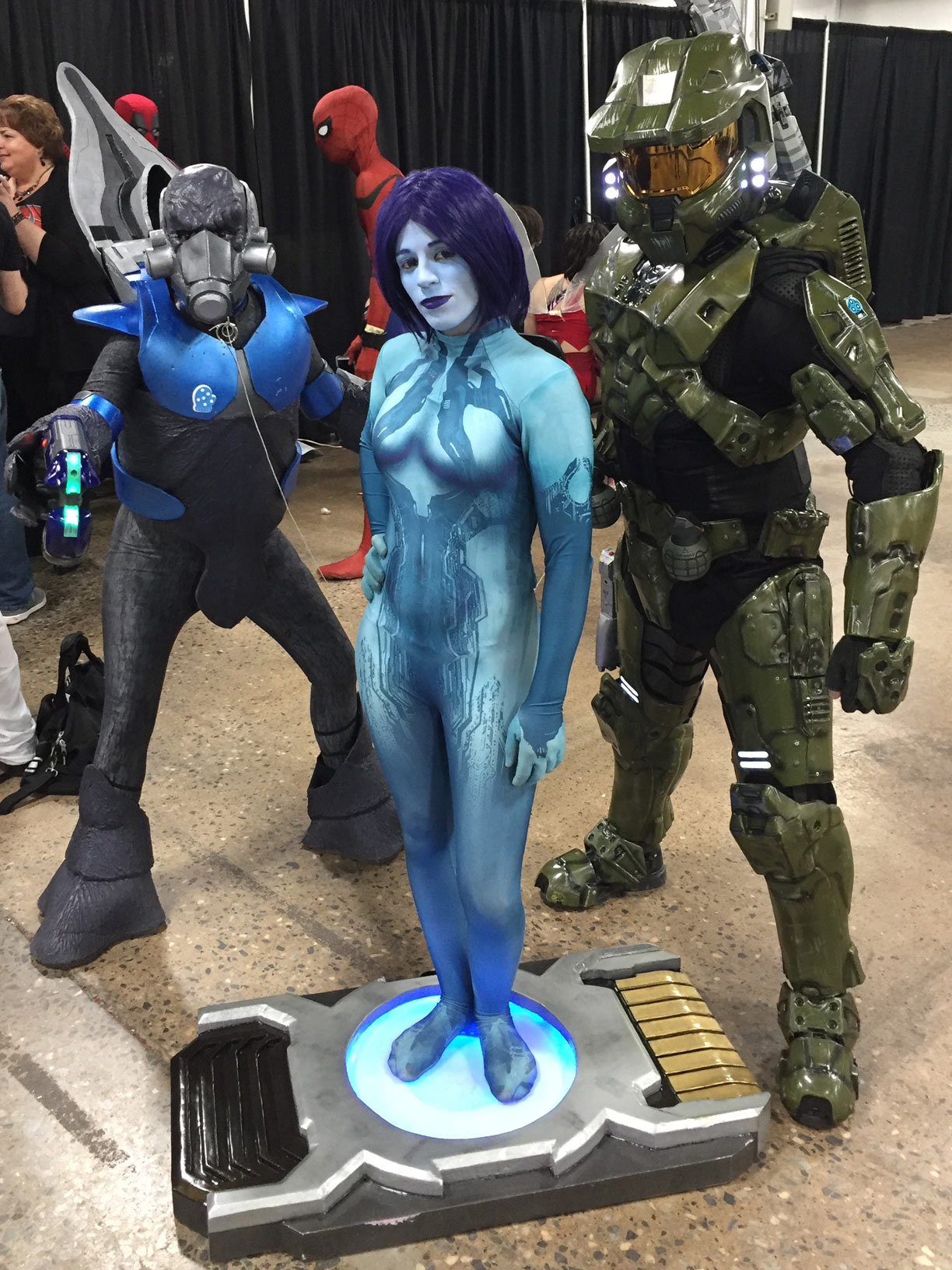 The Great Philadelphia Comic Con 2017 Cosplay Day 2 Master Chief, Cortana and Grunt