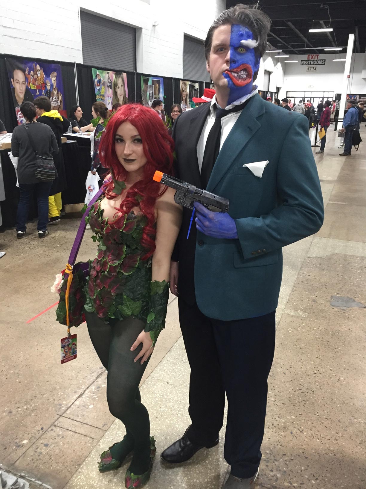 The Great Philadelphia Comic Con 2017 Cosplay Day 3 Two Face and Ivy