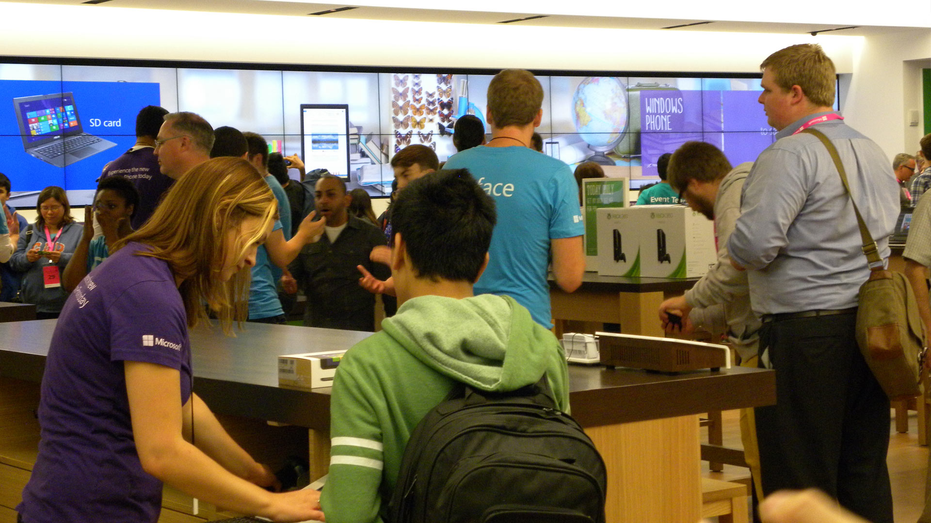 Calgary Microsoft Store Customers